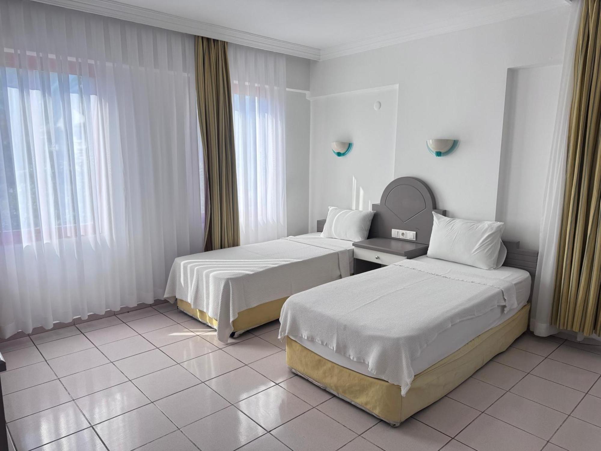 Club Kocer Apartments Marmaris Extérieur photo