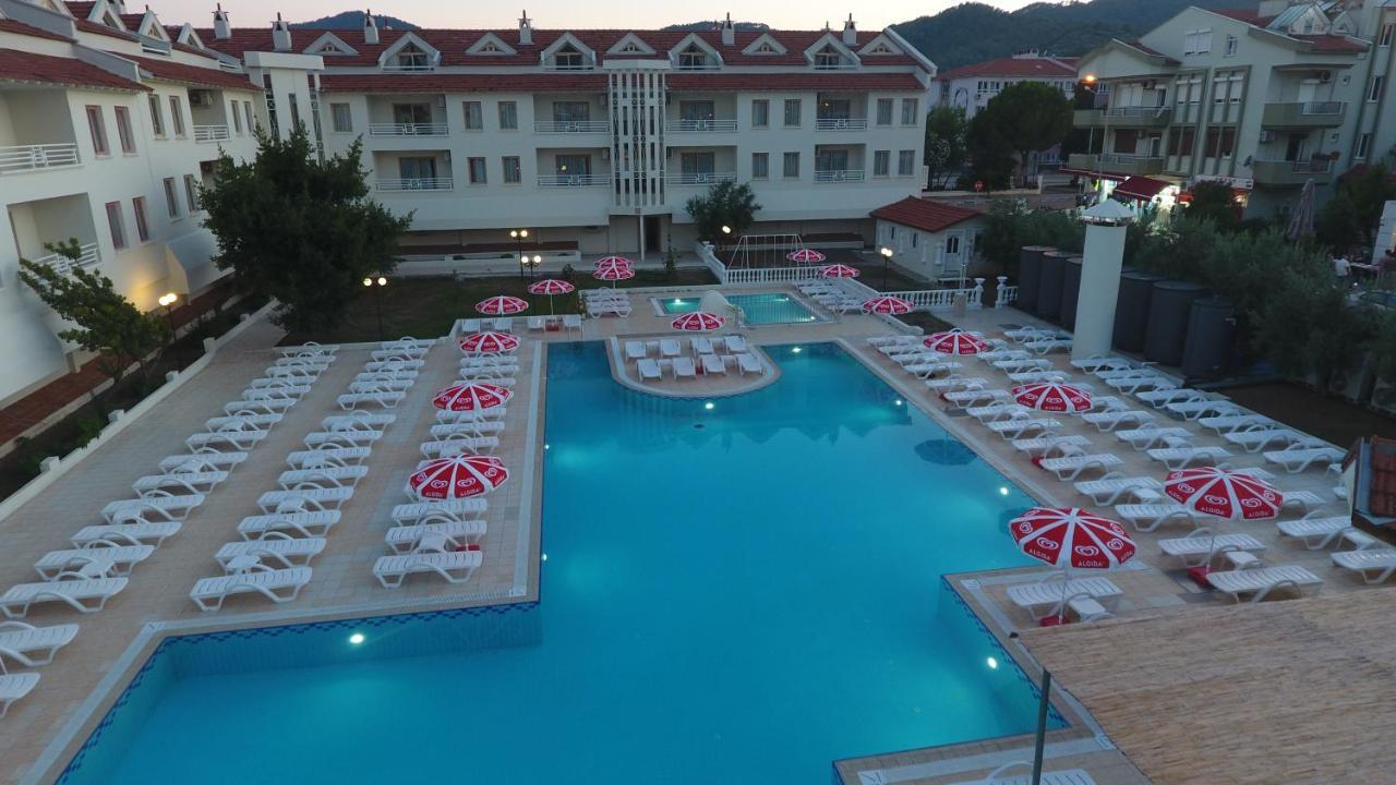 Club Kocer Apartments Marmaris Extérieur photo